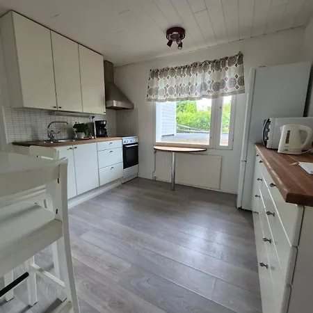 Cozy Two-room In Semi-detached House In The Impivaara Environment