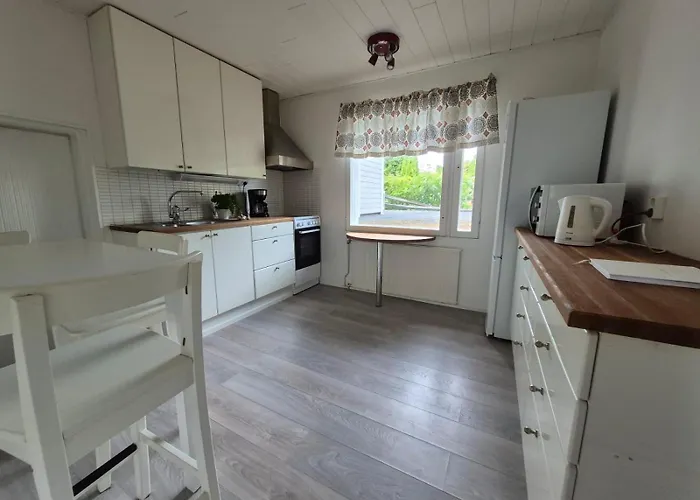 Cozy Two-room In Semi-detached House In The Impivaara Environment